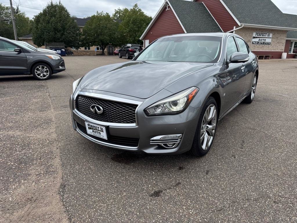 Used 2017 INFINITI Q70 L 3.7 AWD/4WD image 11