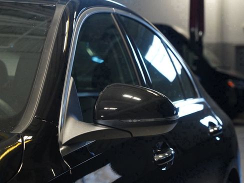 Used 2025 Mercedes-Benz C 300 4MATIC Sedan image 8