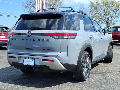 Certified 2024 Nissan Pathfinder SL w/ SL Premium Package AWD/4WD image 3