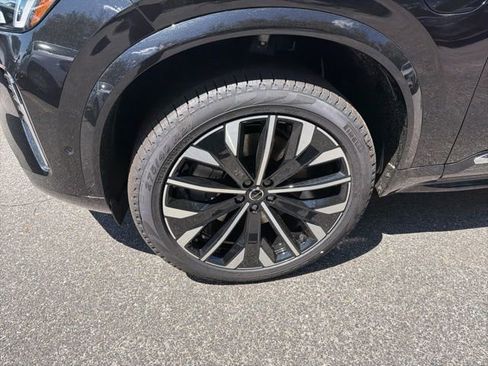 New 2026 Volvo XC90 T8 Ultra w/ Protection Package Premier AWD/4WD image 7