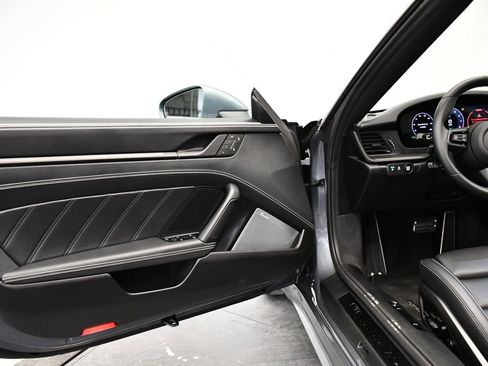 Used 2025 Porsche 911 Targa 4 GTS image 45