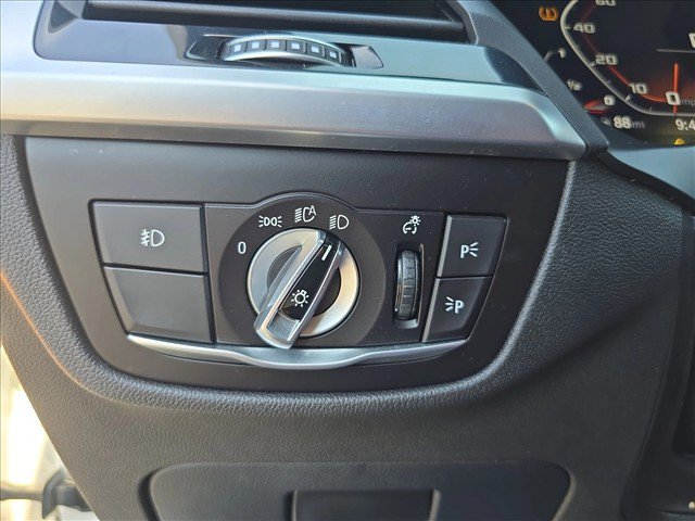Used 2021 BMW X4 M40i AWD/4WD image 25