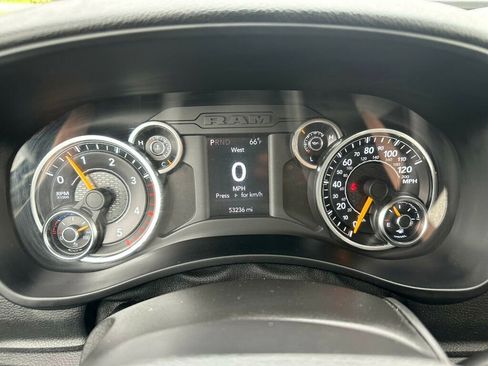 Used 2019 RAM 2500 Big Horn AWD/4WD image 11