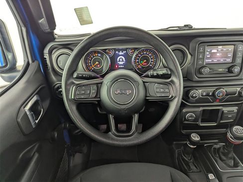 Used 2021 Jeep Wrangler Unlimited Sport image 13