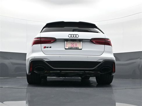 Used 2024 Audi RS 6 performance w/ Matte Carbon Package image 26
