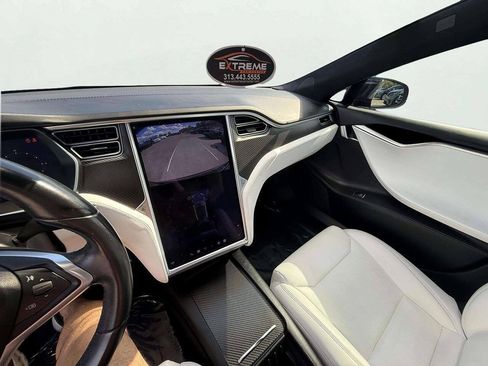 Used 2017 Tesla Model S 75 RWD image 21