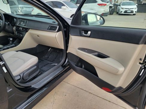 Used 2016 Kia Optima LX FWD image 23
