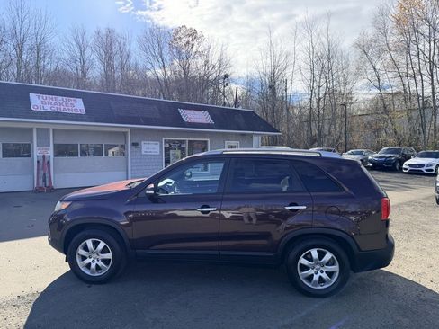 Used 2013 Kia Sorento LX w/ Convenience Pkg image 5