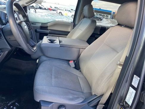 Used 2016 Ford F150 XLT image 13