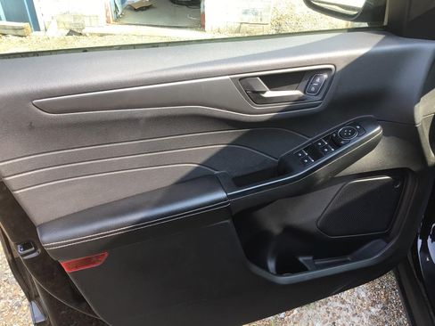 Used 2024 Ford Escape Active FWD image 17