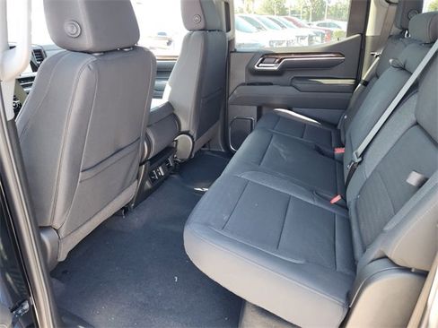 New 2026 GMC Sierra 1500 Elevation image 13