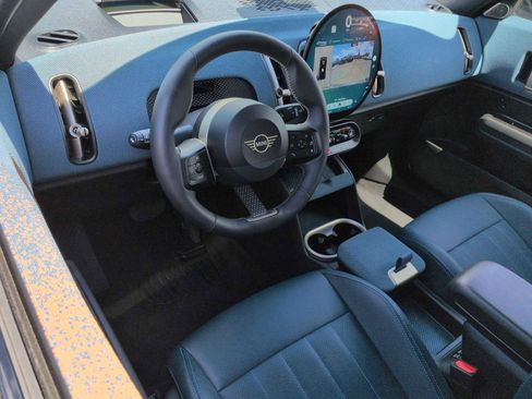 Certified 2025 MINI Cooper Countryman S w/ Comfort Package Max AWD/4WD image 10