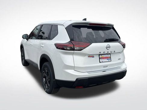 New 2026 Nissan Rogue SV AWD/4WD image 3