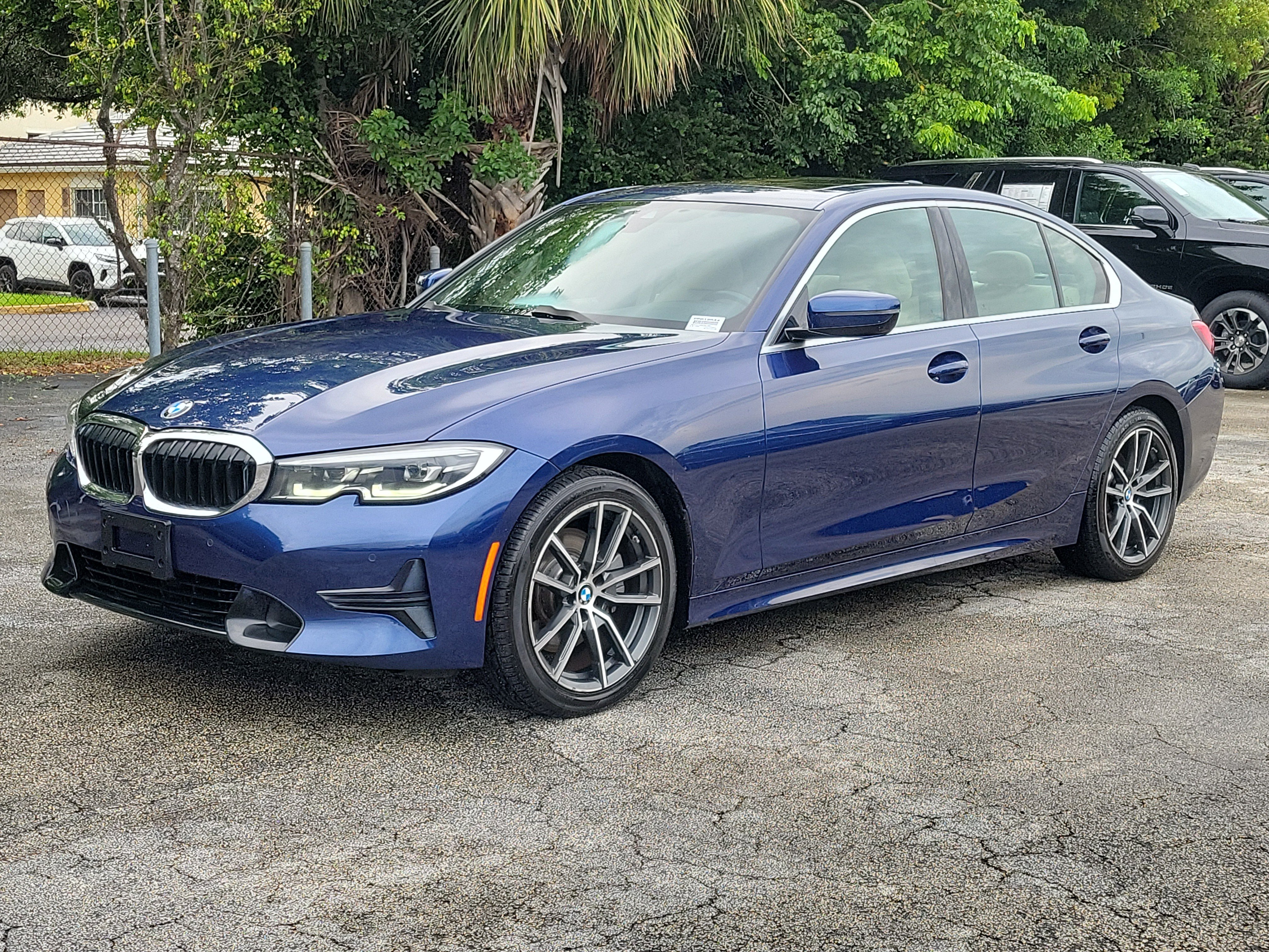 Used 2020 BMW 330i Sedan w/ Convenience Package RWD image 7