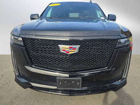 Used 2024 Cadillac Escalade Sport image 8
