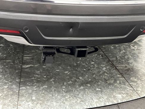 Used 2018 Ford Explorer XLT w/ Equipment Group 202A AWD/4WD image 6