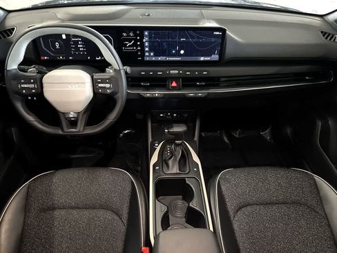 Used 2025 Kia K4 EX w/ GT-Line Sunroof Package FWD image 23