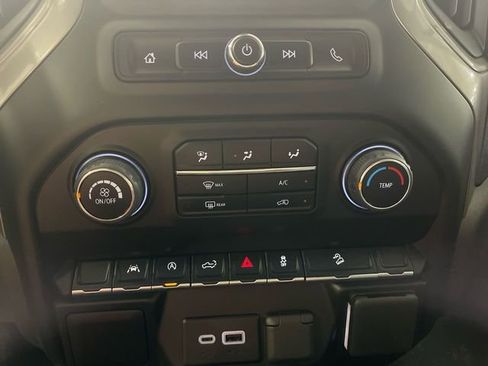 Used 2025 Chevrolet Silverado 1500 Custom Trail Boss AWD/4WD image 18