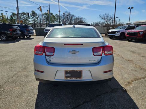 Used 2015 Chevrolet Malibu LT w/ Power Convenience Package image 5