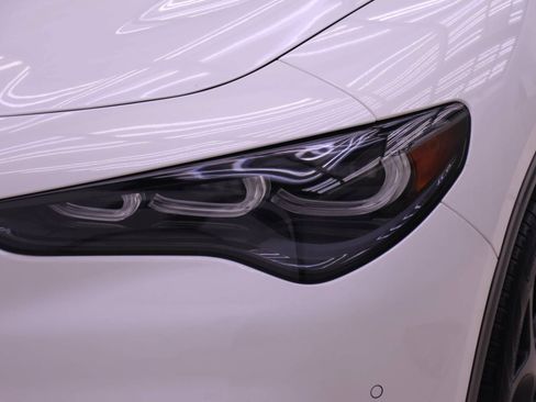 Certified 2024 Alfa Romeo Stelvio Veloce AWD/4WD image 24