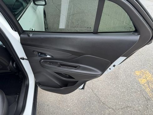 Used 2019 Buick Encore Essence AWD/4WD image 36