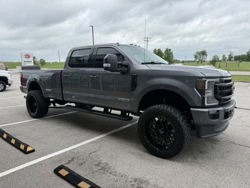Used 2021 Ford F350 Lariat AWD/4WD image 3