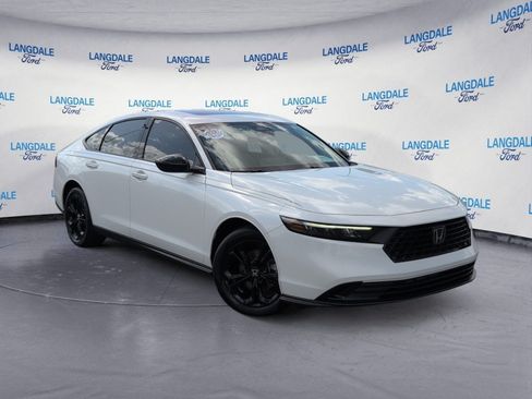Used 2025 Honda Accord SE image 2