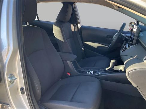 Used 2024 Toyota Corolla LE FWD image 9
