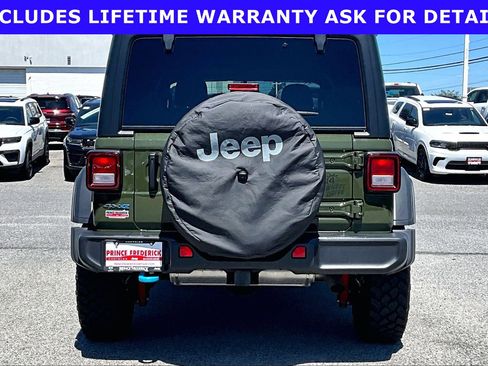 Used 2023 Jeep Wrangler Unlimited AWD/4WD image 4