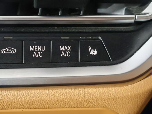 Used 2021 BMW 330i xDrive Sedan w/ Premium Package image 47