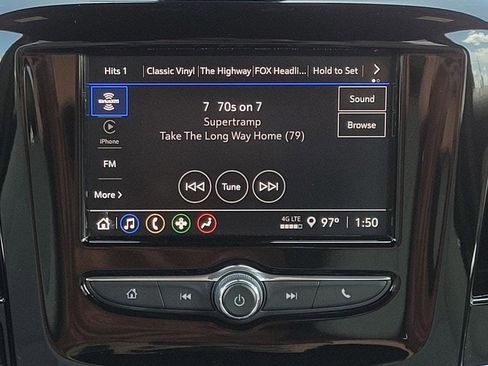 Used 2023 Chevrolet Traverse LS image 18