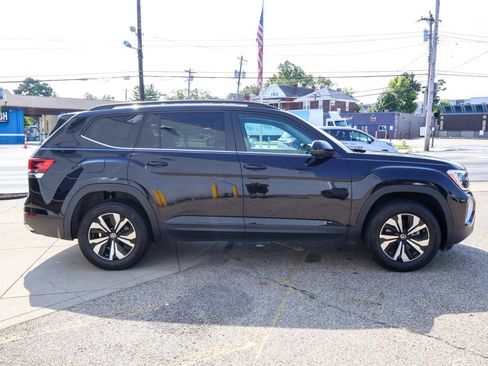 Used 2026 Volkswagen Atlas SE FWD image 6