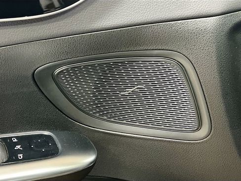 Used 2024 Mercedes-Benz C 300 4MATIC Sedan image 19