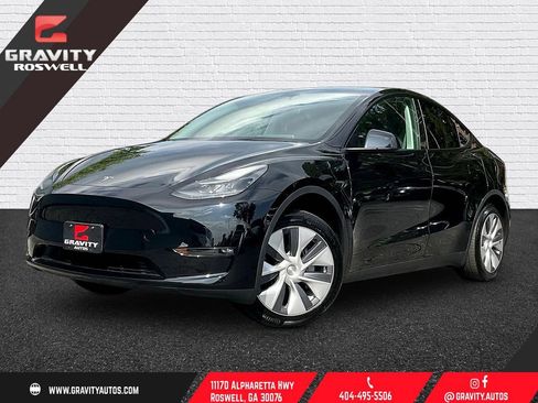 Used 2023 Tesla Model Y 2WD image 1
