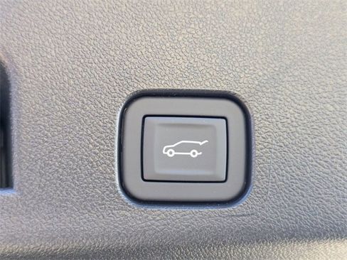 New 2026 Chevrolet Traverse RS w/ LPO, Floor Liner Package image 34