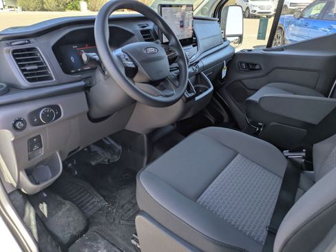 New 2026 Ford Transit 250 Low Roof RWD image 49