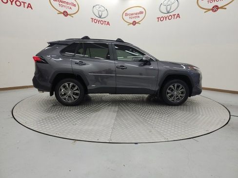 Used 2025 Toyota RAV4 XLE Premium image 3