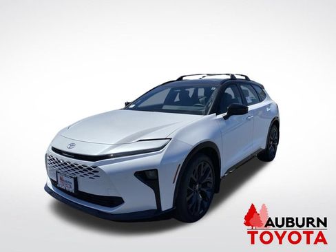 New 2026 Toyota Crown Signia w/ Advanced Technology Package AWD/4WD image 3