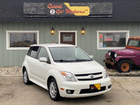 Used 2006 Scion xA image 1