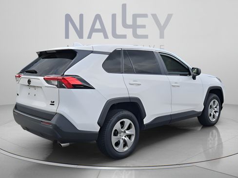 Certified 2023 Toyota RAV4 LE AWD/4WD image 5