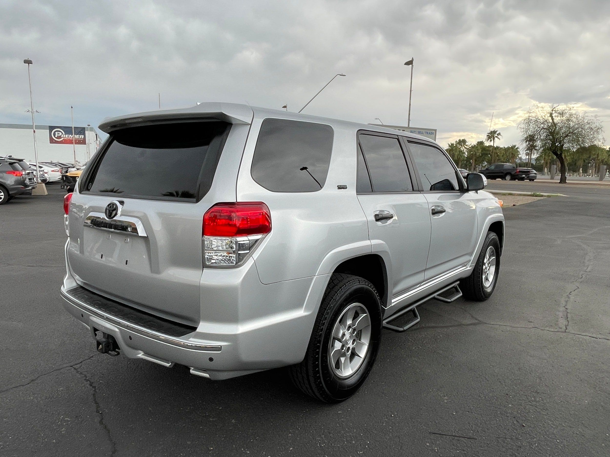 Used 2010 Toyota 4Runner SR5 RWD image 5