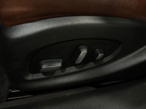 Used 2019 Cadillac XTS Luxury w/ Driver Awareness Package image 19