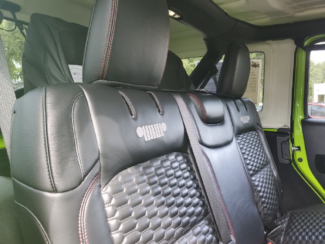 Used 2021 Jeep Wrangler Unlimited Rubicon AWD/4WD image 25