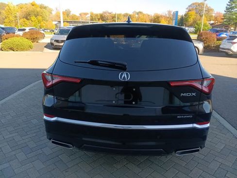 Used 2023 Acura MDX SH-AWD w/ Technology Package image 5