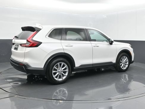 Certified 2025 Honda CR-V EX image 8