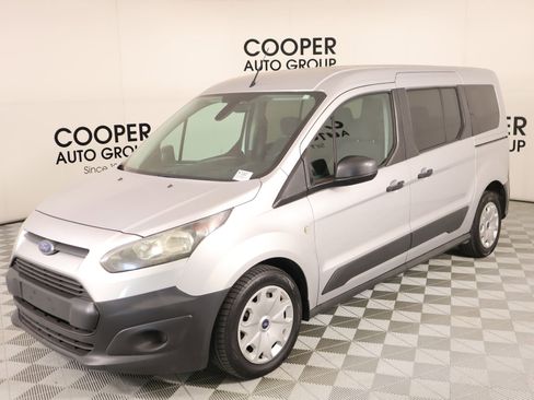 Used 2017 Ford Transit Connect XL image 9