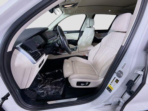 Used 2020 BMW X7 xDrive40i w/ Premium Package AWD/4WD image 22