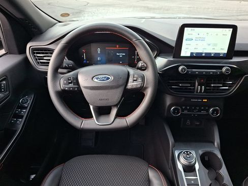 Used 2026 Ford Escape ST-Line AWD/4WD image 11