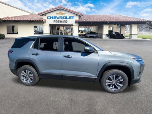 New 2026 Chevrolet Equinox LT image 9