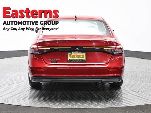 Used 2023 Honda Accord EX image 6